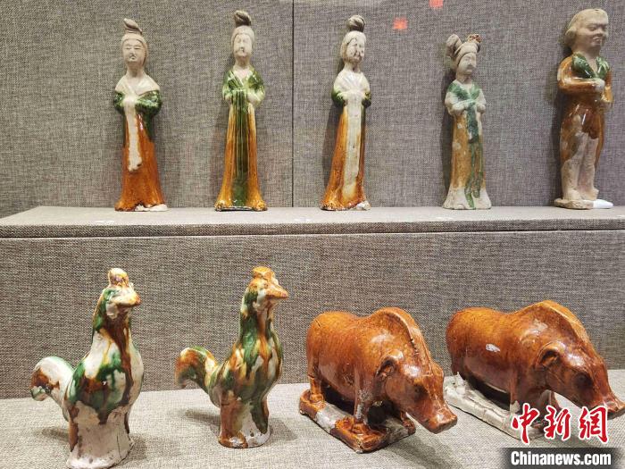 山东济南出土50余件唐三彩含天王俑等大型器物-中国社会科学网